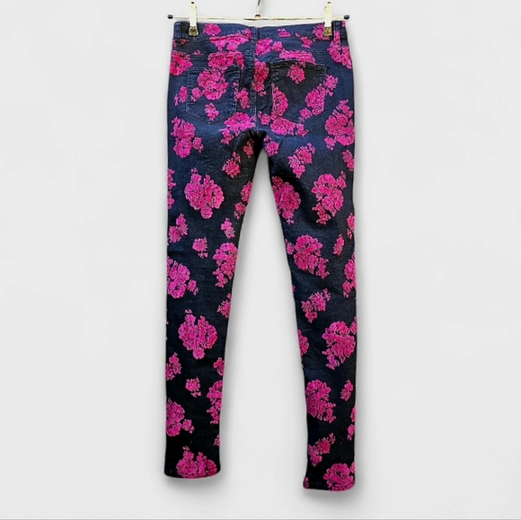 Tinsel Denim Couture Floral Skinny Jeans in Black and Fuschia,  Size 27 - Picture 3 of 7